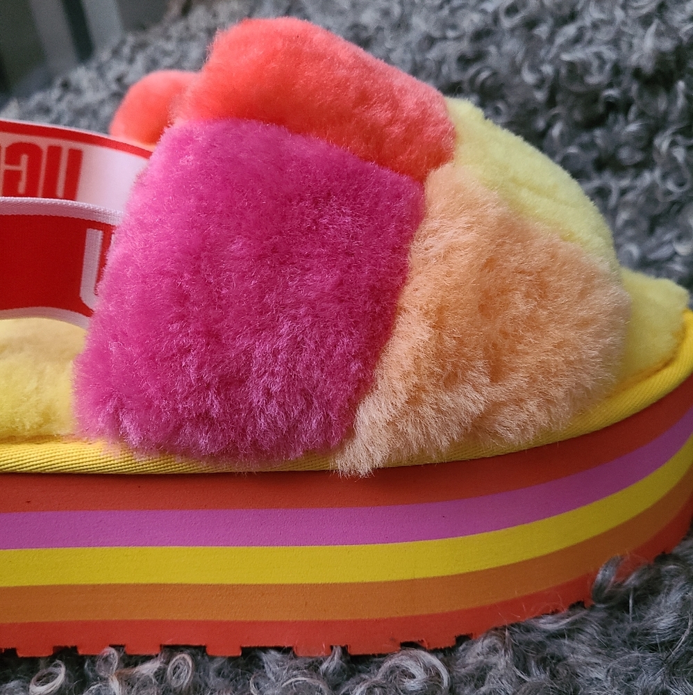 LAST ONE - NWT Disco Checker Slide in Pride Rainbow Yellow - Picture 5 of 12